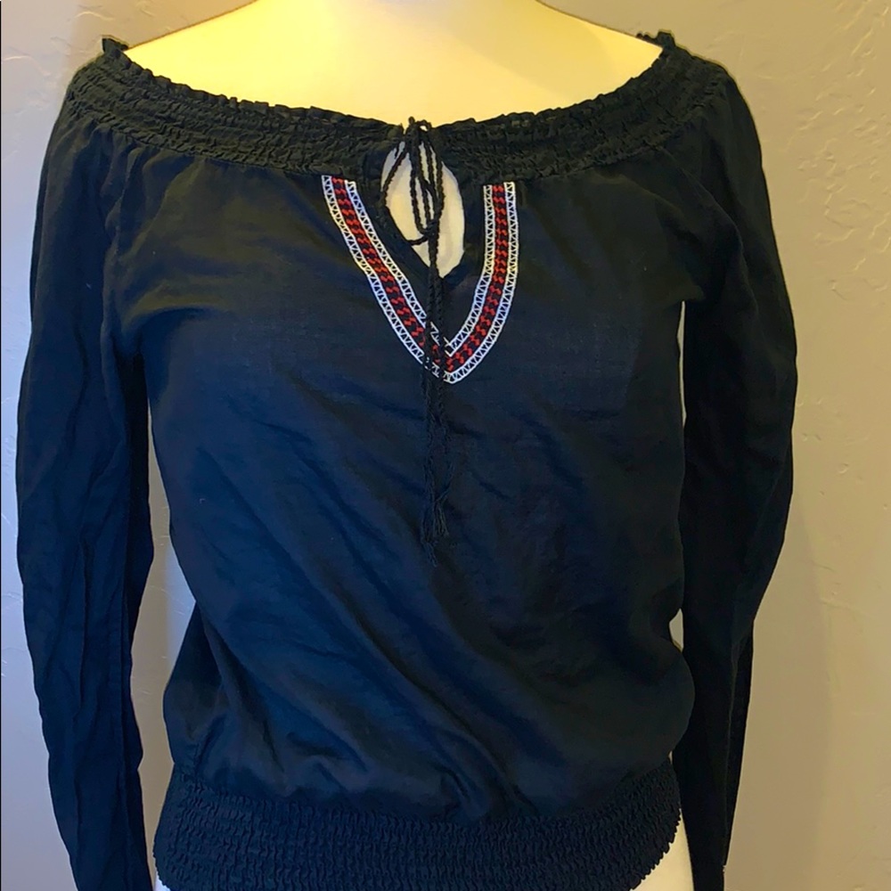 ⚫️UNIQUE & BEAUTIFUL TOP⚫️